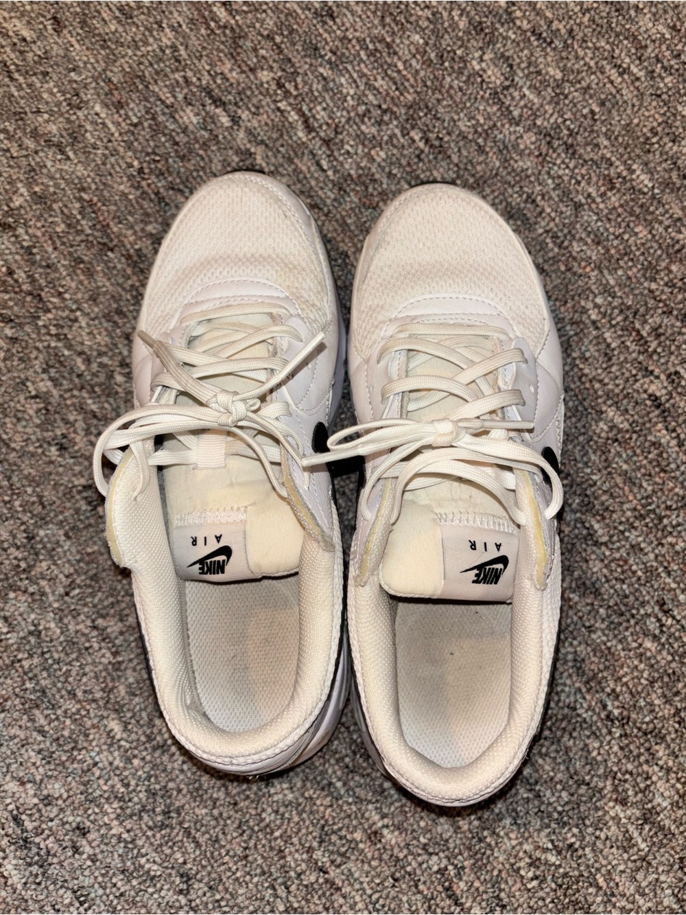 Nike Women’s White/Black Air Max Low-Top Sneakers - Picture 2 of 2